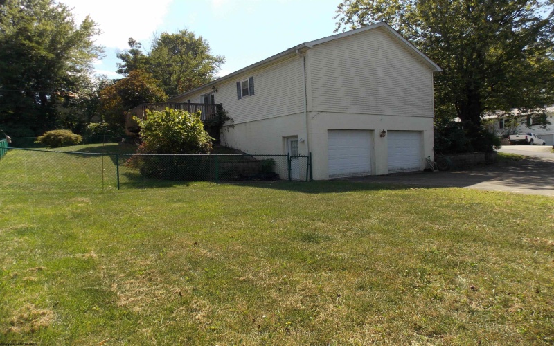 127 Columbus Avenue, Westover, West Virginia 26501, 3 Bedrooms Bedrooms, 7 Rooms Rooms,2 BathroomsBathrooms,Single Family Detached,For Sale,Columbus,10161373