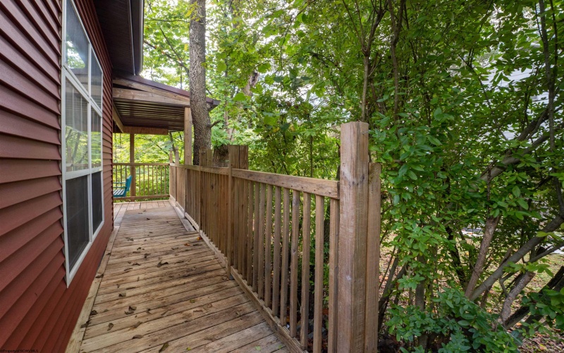 8 Drake Road, Morgantown, West Virginia 26501, 2 Bedrooms Bedrooms, 9 Rooms Rooms,1 BathroomBathrooms,Single Family Detached,For Sale,Drake,10161374