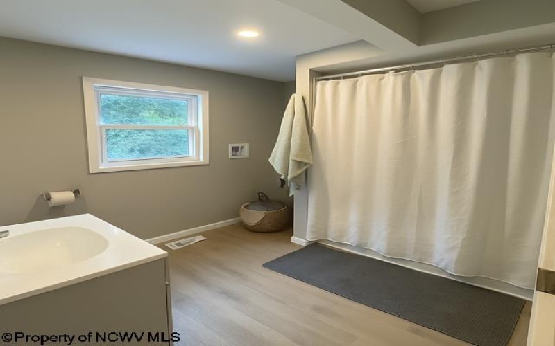 775 Fort Martin Road, Maidsville, West Virginia 26541, 3 Bedrooms Bedrooms, 7 Rooms Rooms,1 BathroomBathrooms,Single Family Detached,For Sale,Fort Martin,10161390