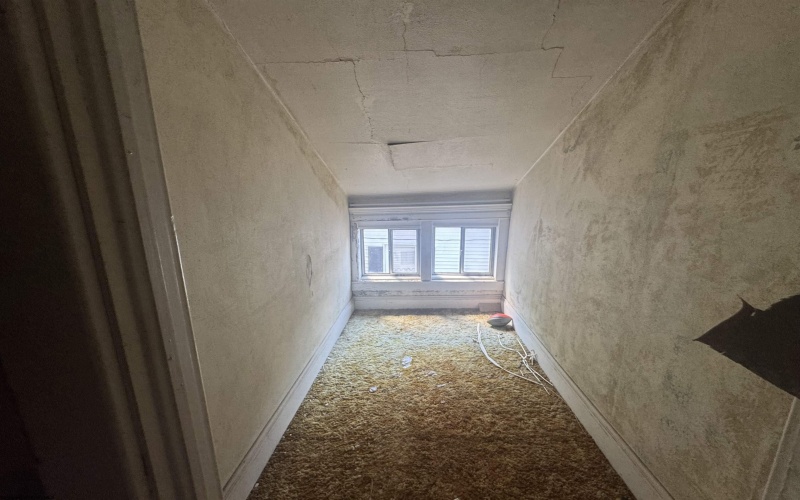 201 Buena Vista Avenue, Clarksburg, West Virginia 26301, 3 Bedrooms Bedrooms, 6 Rooms Rooms,1 BathroomBathrooms,Single Family Detached,For Sale,Buena Vista,10161389