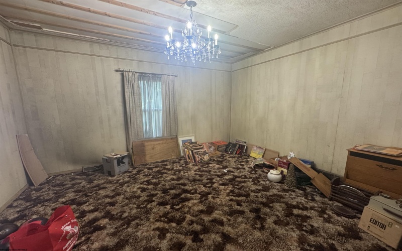 201 Buena Vista Avenue, Clarksburg, West Virginia 26301, 3 Bedrooms Bedrooms, 6 Rooms Rooms,1 BathroomBathrooms,Single Family Detached,For Sale,Buena Vista,10161389