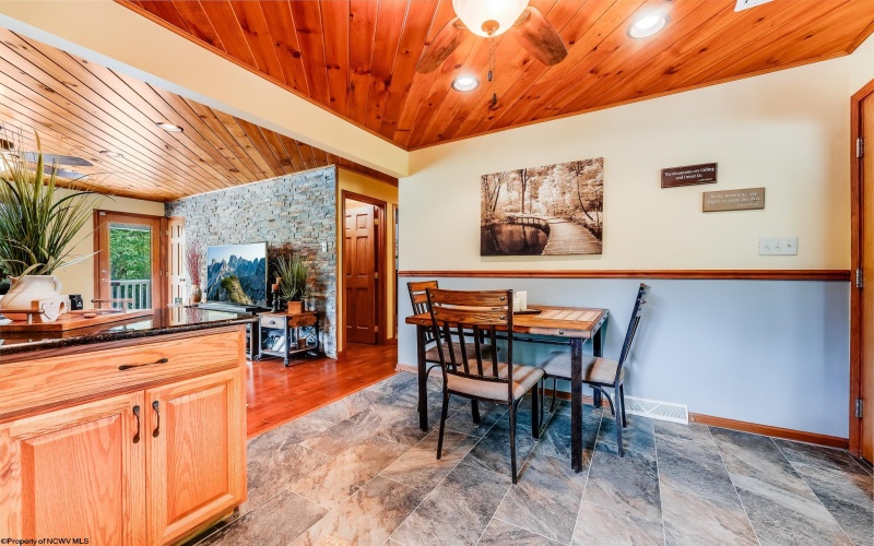 506 Hoyes Sang Run Road, Friendsville, Maryland 21531, 4 Bedrooms Bedrooms, 11 Rooms Rooms,2 BathroomsBathrooms,Single Family Detached,For Sale,Hoyes Sang Run,10161380