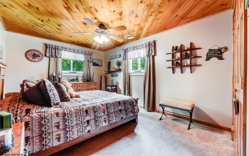 506 Hoyes Sang Run Road, Friendsville, Maryland 21531, 4 Bedrooms Bedrooms, 11 Rooms Rooms,2 BathroomsBathrooms,Single Family Detached,For Sale,Hoyes Sang Run,10161380