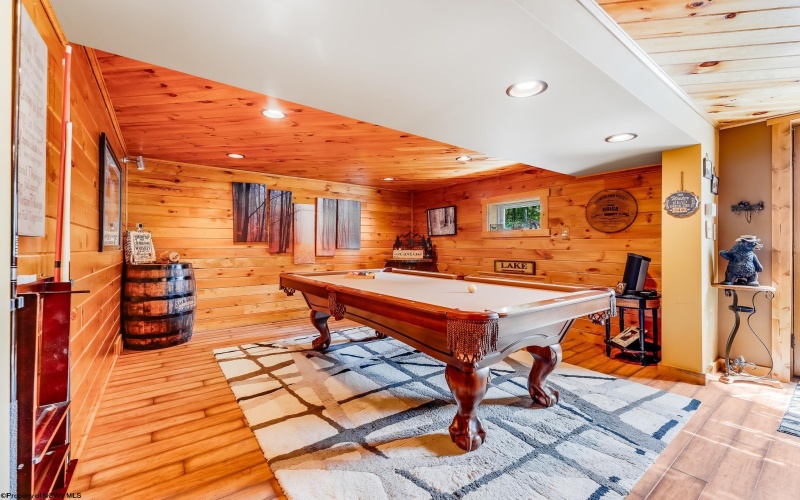 506 Hoyes Sang Run Road, Friendsville, Maryland 21531, 4 Bedrooms Bedrooms, 11 Rooms Rooms,2 BathroomsBathrooms,Single Family Detached,For Sale,Hoyes Sang Run,10161380