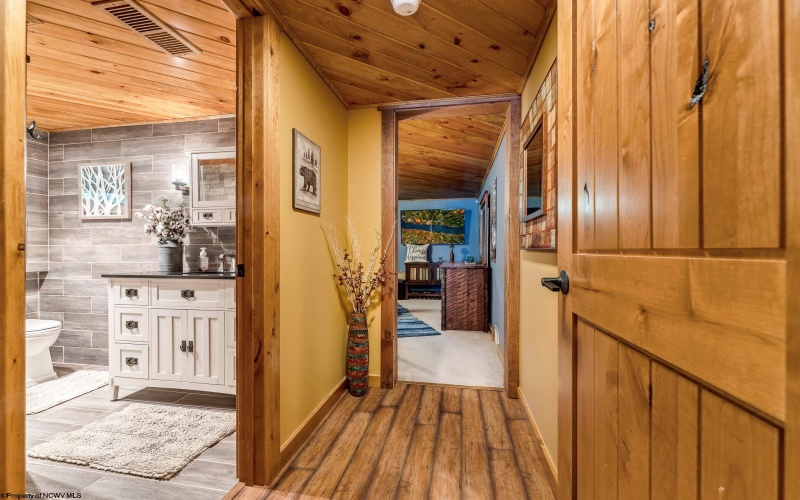 506 Hoyes Sang Run Road, Friendsville, Maryland 21531, 4 Bedrooms Bedrooms, 11 Rooms Rooms,2 BathroomsBathrooms,Single Family Detached,For Sale,Hoyes Sang Run,10161380