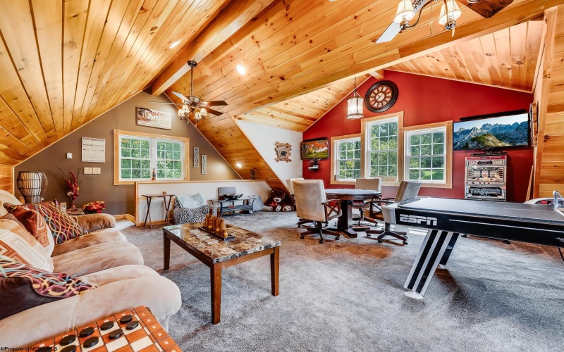 506 Hoyes Sang Run Road, Friendsville, Maryland 21531, 4 Bedrooms Bedrooms, 11 Rooms Rooms,2 BathroomsBathrooms,Single Family Detached,For Sale,Hoyes Sang Run,10161380