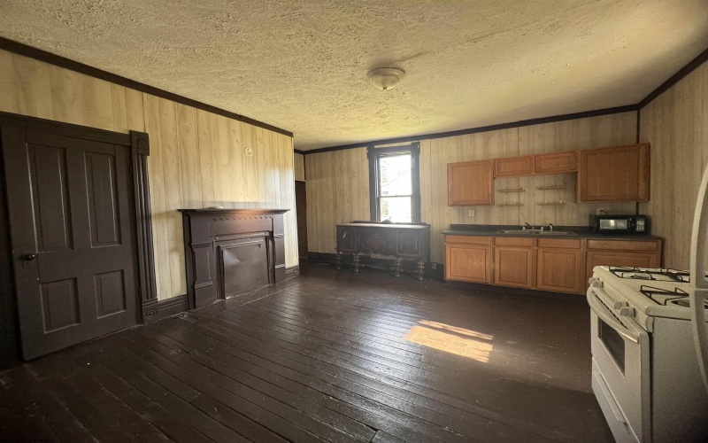 250 Main Street, Worthington, West Virginia 26591, 2 Bedrooms Bedrooms, 5 Rooms Rooms,1 BathroomBathrooms,Single Family Detached,For Sale,Main,10161385