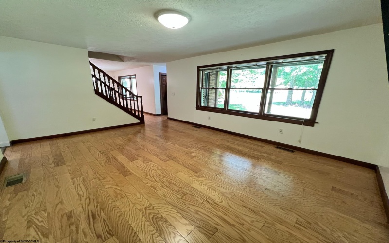59 Amber Lane, Fairmont, West Virginia 26554, 4 Bedrooms Bedrooms, 8 Rooms Rooms,3 BathroomsBathrooms,Single Family Detached,For Sale,Amber,10161381