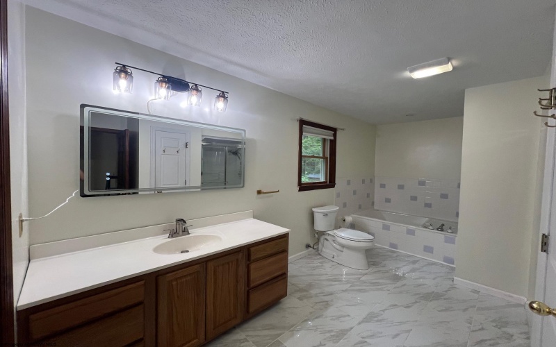 59 Amber Lane, Fairmont, West Virginia 26554, 4 Bedrooms Bedrooms, 8 Rooms Rooms,3 BathroomsBathrooms,Single Family Detached,For Sale,Amber,10161381