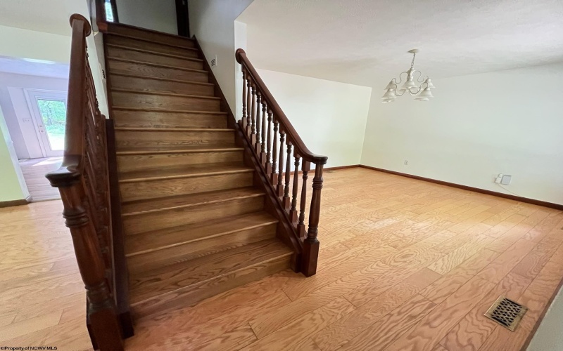 59 Amber Lane, Fairmont, West Virginia 26554, 4 Bedrooms Bedrooms, 8 Rooms Rooms,3 BathroomsBathrooms,Single Family Detached,For Sale,Amber,10161381