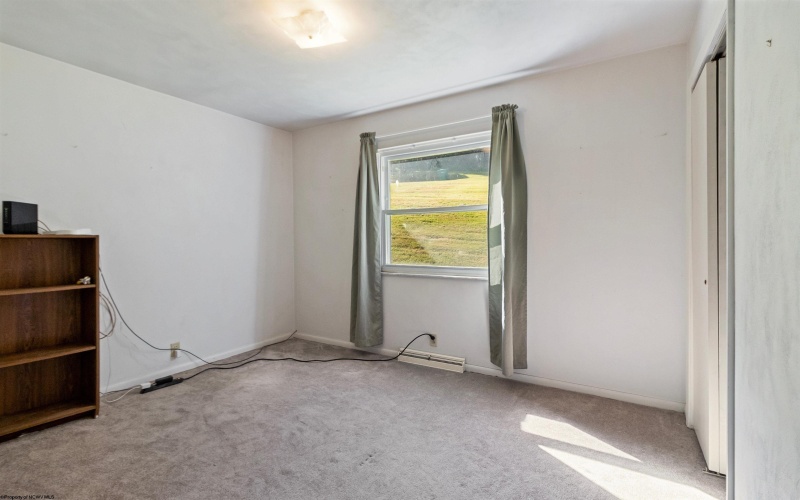256 Woodland Avenue, Clarksburg, West Virginia 26301, 3 Bedrooms Bedrooms, 5 Rooms Rooms,2 BathroomsBathrooms,Single Family Detached,For Sale,Woodland,10161377