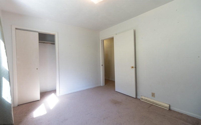 256 Woodland Avenue, Clarksburg, West Virginia 26301, 3 Bedrooms Bedrooms, 5 Rooms Rooms,2 BathroomsBathrooms,Single Family Detached,For Sale,Woodland,10161377