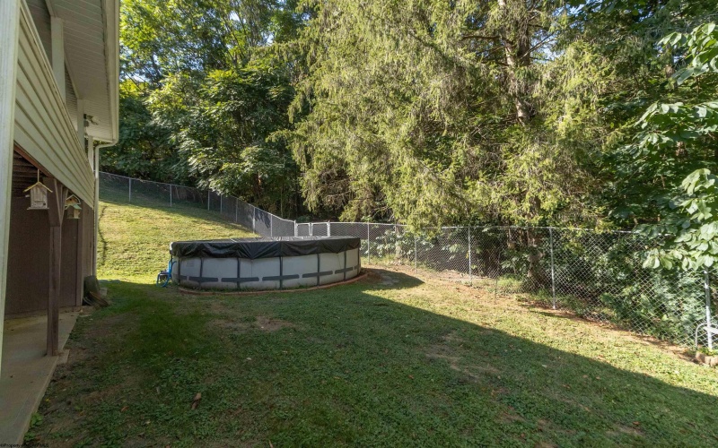 256 Woodland Avenue, Clarksburg, West Virginia 26301, 3 Bedrooms Bedrooms, 5 Rooms Rooms,2 BathroomsBathrooms,Single Family Detached,For Sale,Woodland,10161377