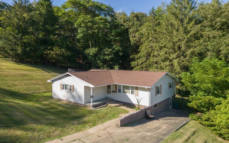 256 Woodland Avenue, Clarksburg, West Virginia 26301, 3 Bedrooms Bedrooms, 5 Rooms Rooms,2 BathroomsBathrooms,Single Family Detached,For Sale,Woodland,10161377
