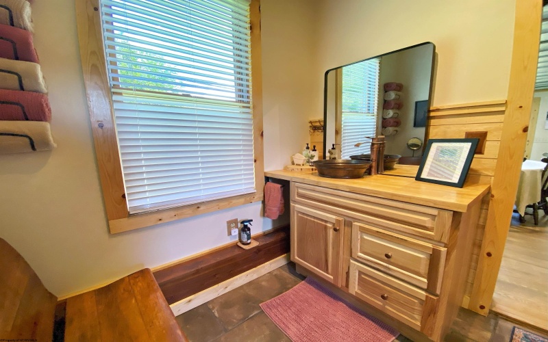8705 Glady Fork Road, Bowden, West Virginia 26254, 3 Bedrooms Bedrooms, 6 Rooms Rooms,2 BathroomsBathrooms,Single Family Detached,For Sale,Glady Fork,10161378