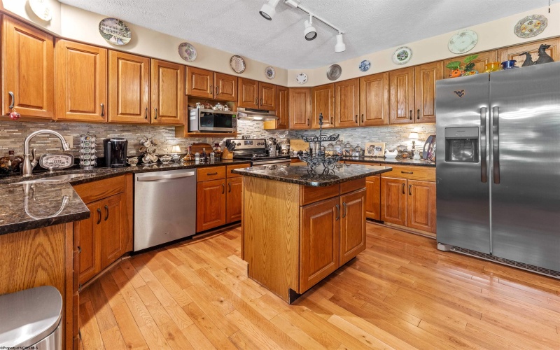 73 Quail Road, Morgantown, West Virginia 26508, 3 Bedrooms Bedrooms, 8 Rooms Rooms,2 BathroomsBathrooms,Single Family Detached,For Sale,Quail,10161398