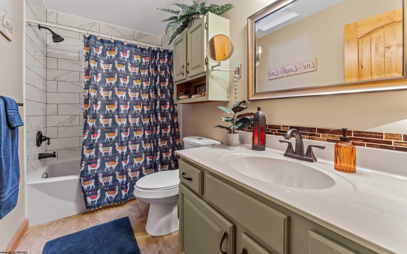 73 Quail Road, Morgantown, West Virginia 26508, 3 Bedrooms Bedrooms, 8 Rooms Rooms,2 BathroomsBathrooms,Single Family Detached,For Sale,Quail,10161398