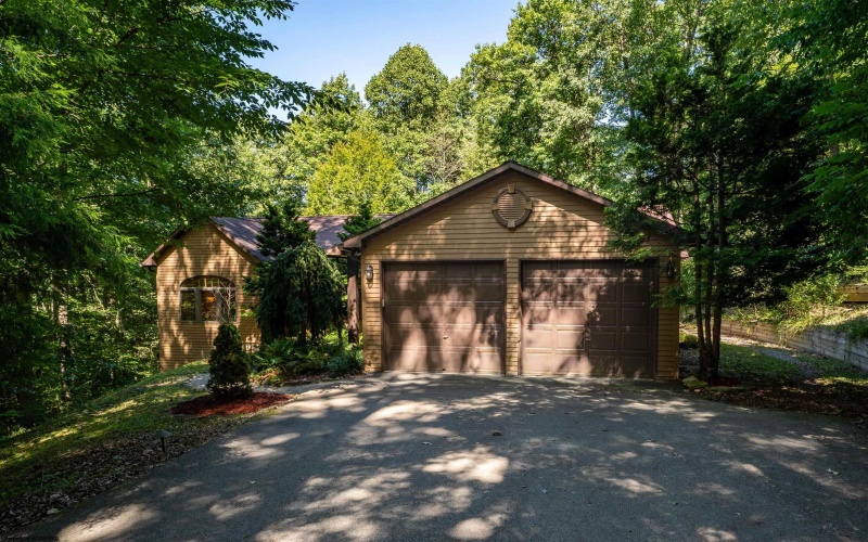 73 Quail Road, Morgantown, West Virginia 26508, 3 Bedrooms Bedrooms, 8 Rooms Rooms,2 BathroomsBathrooms,Single Family Detached,For Sale,Quail,10161398