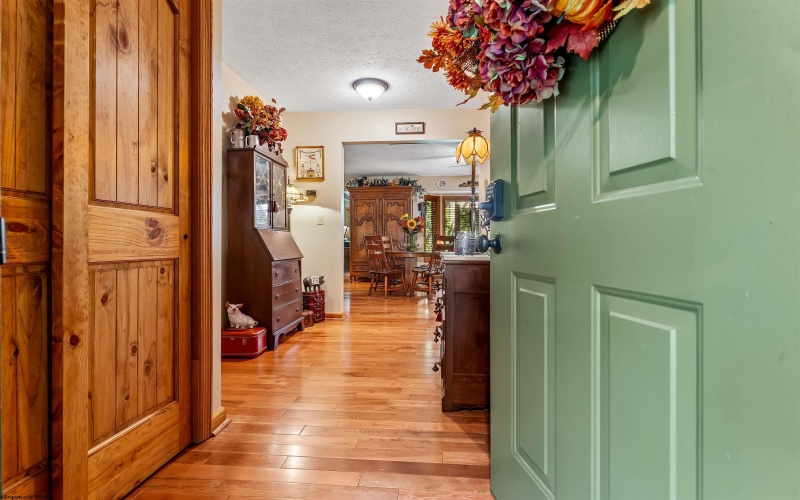 73 Quail Road, Morgantown, West Virginia 26508, 3 Bedrooms Bedrooms, 8 Rooms Rooms,2 BathroomsBathrooms,Single Family Detached,For Sale,Quail,10161398