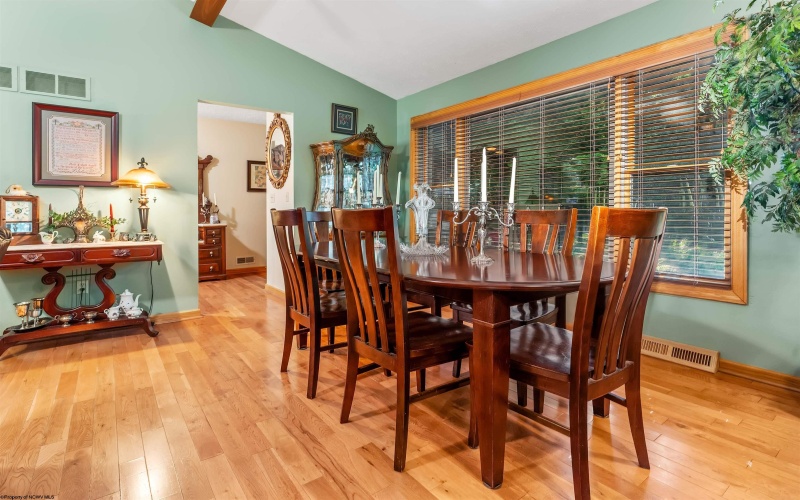 73 Quail Road, Morgantown, West Virginia 26508, 3 Bedrooms Bedrooms, 8 Rooms Rooms,2 BathroomsBathrooms,Single Family Detached,For Sale,Quail,10161398