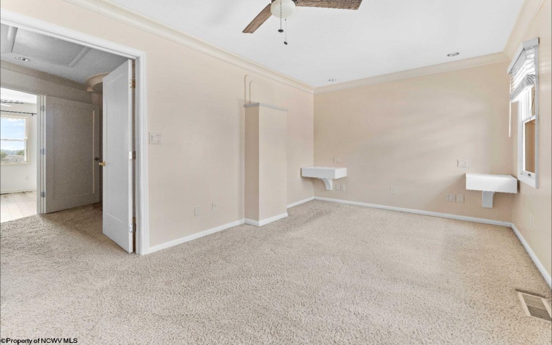 42 Old House Lane, Morgantown, West Virginia 26505, 2 Bedrooms Bedrooms, 6 Rooms Rooms,1 BathroomBathrooms,Single Family Attached,For Sale,Old House,10161407