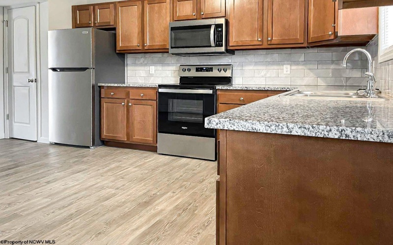 254 Main Street, Bruceton Mills, West Virginia 26525, 2 Bedrooms Bedrooms, 4 Rooms Rooms,2 BathroomsBathrooms,Residential Rentals,For Rent,Main,10161405