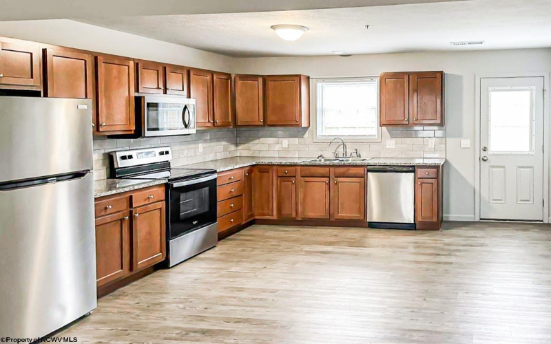 254 Main Street, Bruceton Mills, West Virginia 26525, 2 Bedrooms Bedrooms, 4 Rooms Rooms,2 BathroomsBathrooms,Residential Rentals,For Rent,Main,10161405