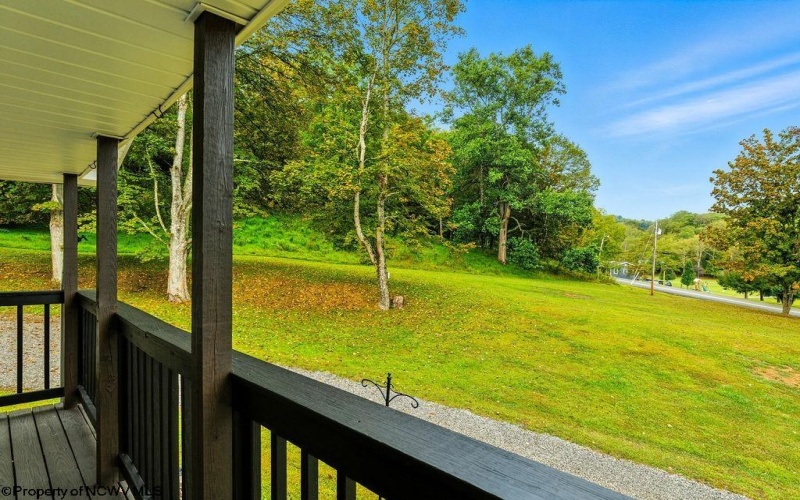 1756 Corbin Branch Road, Bridgeport, West Virginia 26330, 3 Bedrooms Bedrooms, 11 Rooms Rooms,2 BathroomsBathrooms,Single Family Detached,For Sale,Corbin Branch,10161399