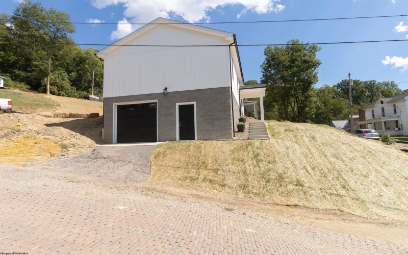 343 First Street, Weston, West Virginia 26452, 3 Bedrooms Bedrooms, 5 Rooms Rooms,3 BathroomsBathrooms,Single Family Detached,For Sale,First,10161400