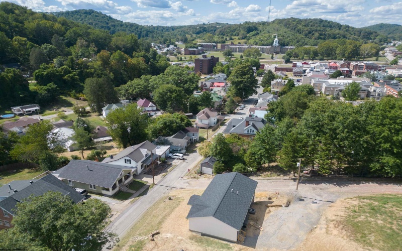 343 First Street, Weston, West Virginia 26452, 3 Bedrooms Bedrooms, 5 Rooms Rooms,3 BathroomsBathrooms,Single Family Detached,For Sale,First,10161400