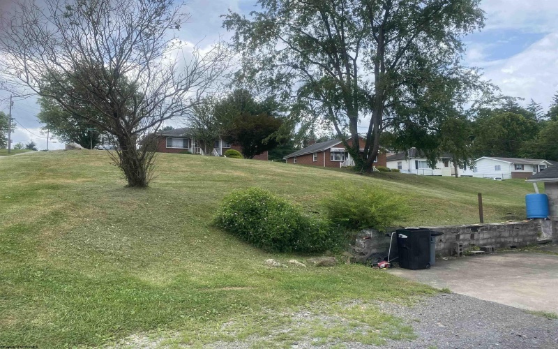 724 Dayton Street, Fairmont, West Virginia 26554, 3 Bedrooms Bedrooms, 6 Rooms Rooms,1 BathroomBathrooms,Single Family Detached,For Sale,Dayton,10161406