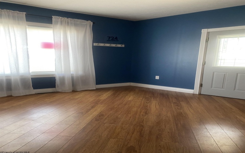 724 Dayton Street, Fairmont, West Virginia 26554, 3 Bedrooms Bedrooms, 6 Rooms Rooms,1 BathroomBathrooms,Single Family Detached,For Sale,Dayton,10161406