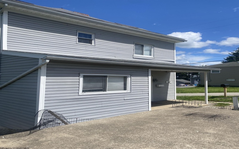 724 Dayton Street, Fairmont, West Virginia 26554, 3 Bedrooms Bedrooms, 6 Rooms Rooms,1 BathroomBathrooms,Single Family Detached,For Sale,Dayton,10161406