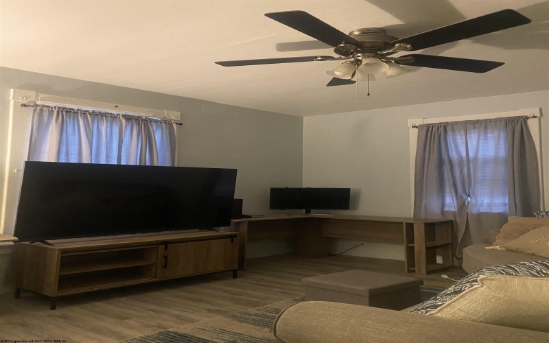 724 Dayton Street, Fairmont, West Virginia 26554, 3 Bedrooms Bedrooms, 6 Rooms Rooms,1 BathroomBathrooms,Single Family Detached,For Sale,Dayton,10161406