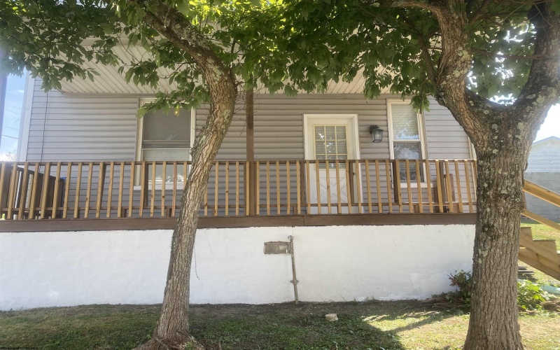724 Dayton Street, Fairmont, West Virginia 26554, 3 Bedrooms Bedrooms, 6 Rooms Rooms,1 BathroomBathrooms,Single Family Detached,For Sale,Dayton,10161406