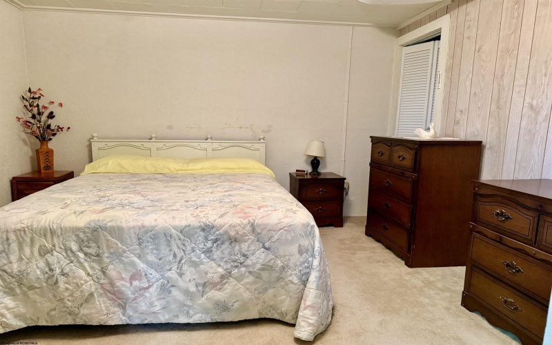 1617 Crestmont Circle, Fairmont, West Virginia 26554, 3 Bedrooms Bedrooms, 5 Rooms Rooms,1 BathroomBathrooms,Single Family Detached,For Sale,Crestmont,10161409