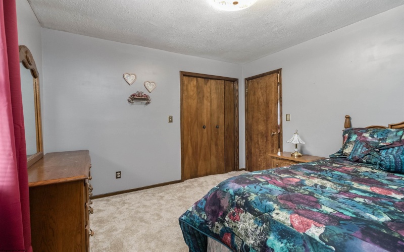 95 Cimarron Road, Nutter Fort, West Virginia 26301, 3 Bedrooms Bedrooms, 9 Rooms Rooms,2 BathroomsBathrooms,Single Family Detached,For Sale,Cimarron,10161410