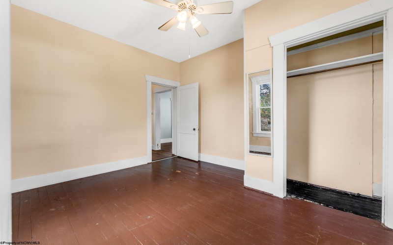 120 Twigg Street, Morgantown, West Virginia 26501, 2 Bedrooms Bedrooms, 5 Rooms Rooms,1 BathroomBathrooms,Single Family Detached,For Sale,Twigg,10161411
