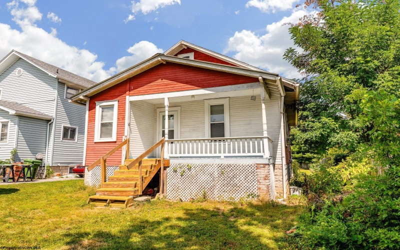 120 Twigg Street, Morgantown, West Virginia 26501, 2 Bedrooms Bedrooms, 5 Rooms Rooms,1 BathroomBathrooms,Single Family Detached,For Sale,Twigg,10161411