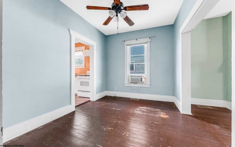 120 Twigg Street, Morgantown, West Virginia 26501, 2 Bedrooms Bedrooms, 5 Rooms Rooms,1 BathroomBathrooms,Single Family Detached,For Sale,Twigg,10161411