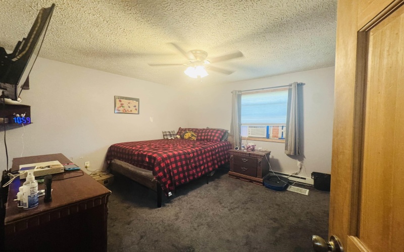 105 Sharon Lane, Kingwood, West Virginia 26537, 3 Bedrooms Bedrooms, 5 Rooms Rooms,1 BathroomBathrooms,Single Family Detached,For Sale,Sharon,10161412