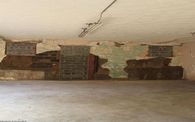 104 Main Street, Webster Springs, West Virginia 26288, ,Multi-unit/income,For Sale,Main,10161413