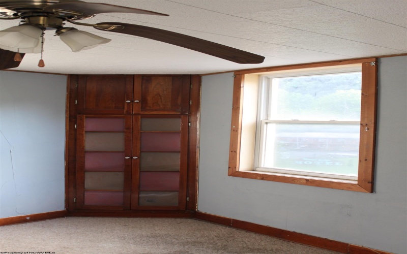 104 Main Street, Webster Springs, West Virginia 26288, ,Multi-unit/income,For Sale,Main,10161413