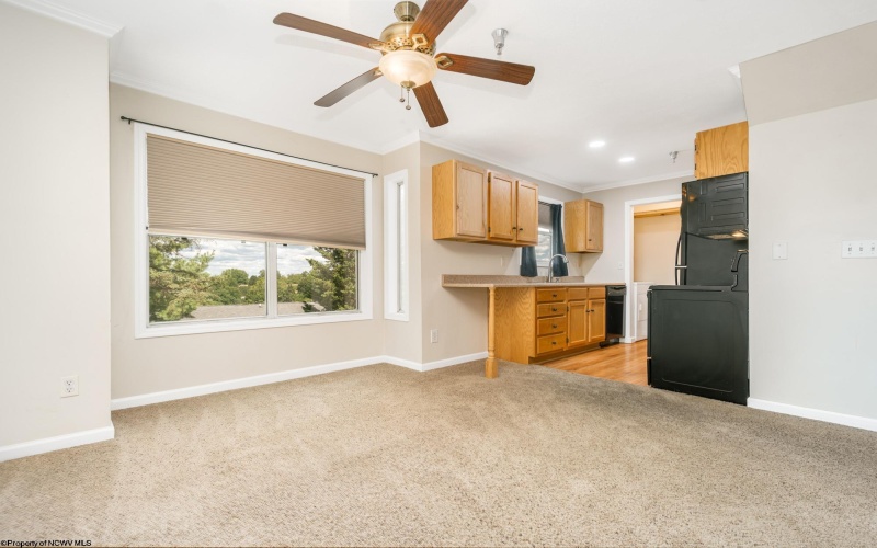 500 Stewart Lane, Morgantown, West Virginia 26501, 2 Bedrooms Bedrooms, 4 Rooms Rooms,2 BathroomsBathrooms,Single Family Attached,For Sale,Stewart,10161418