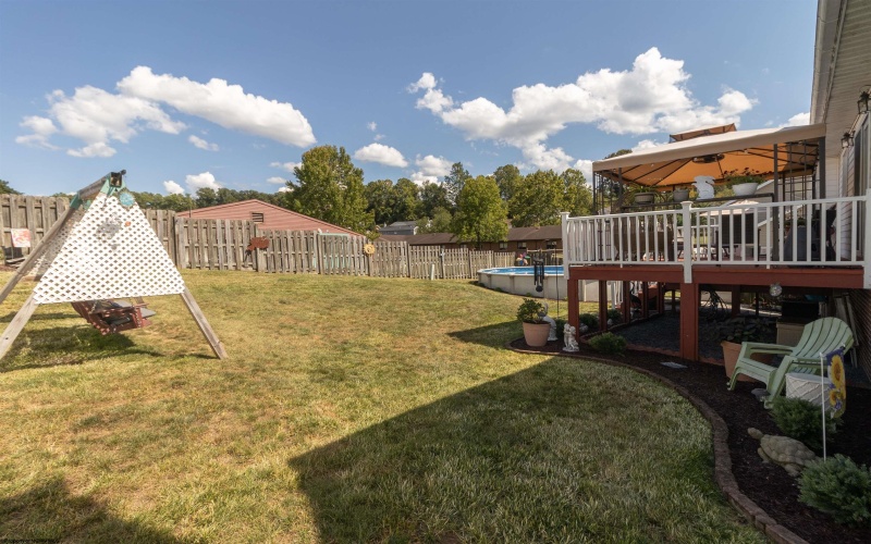108 Ventura Drive, Bridgeport, West Virginia 26330, 3 Bedrooms Bedrooms, 9 Rooms Rooms,3 BathroomsBathrooms,Single Family Detached,For Sale,Ventura,10161419