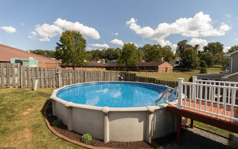 108 Ventura Drive, Bridgeport, West Virginia 26330, 3 Bedrooms Bedrooms, 9 Rooms Rooms,3 BathroomsBathrooms,Single Family Detached,For Sale,Ventura,10161419