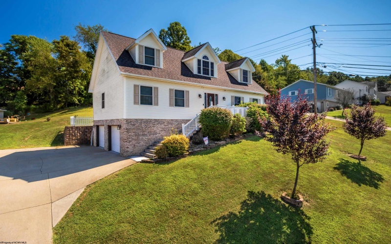 1404 Arcadia Drive, Fairmont, West Virginia 26554, 3 Bedrooms Bedrooms, 11 Rooms Rooms,2 BathroomsBathrooms,Single Family Detached,For Sale,Arcadia,10161416