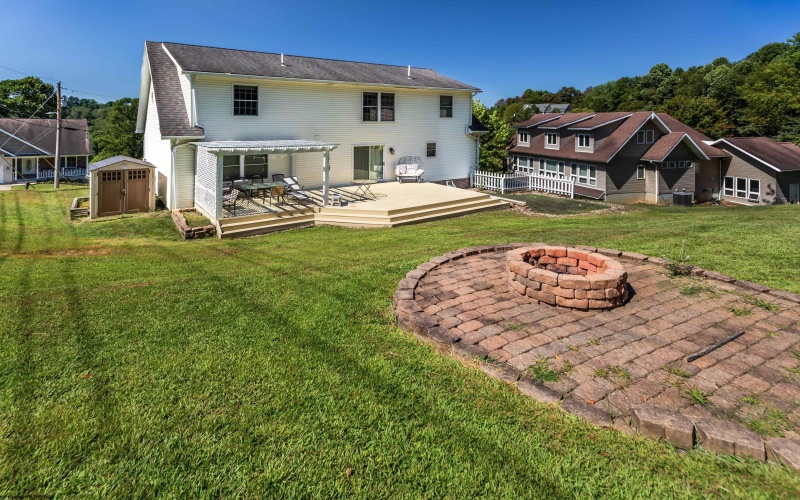 1404 Arcadia Drive, Fairmont, West Virginia 26554, 3 Bedrooms Bedrooms, 11 Rooms Rooms,2 BathroomsBathrooms,Single Family Detached,For Sale,Arcadia,10161416