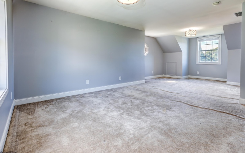 1404 Arcadia Drive, Fairmont, West Virginia 26554, 3 Bedrooms Bedrooms, 11 Rooms Rooms,2 BathroomsBathrooms,Single Family Detached,For Sale,Arcadia,10161416