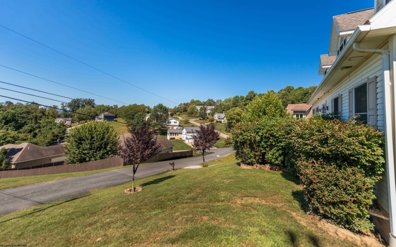 1404 Arcadia Drive, Fairmont, West Virginia 26554, 3 Bedrooms Bedrooms, 11 Rooms Rooms,2 BathroomsBathrooms,Single Family Detached,For Sale,Arcadia,10161416